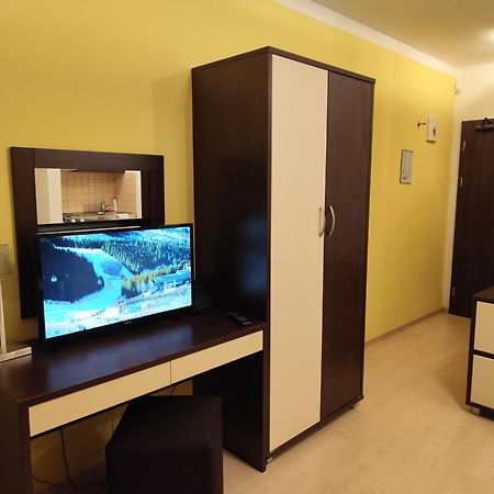 Apartman Liptov - Hotel Besenova Bagian luar foto